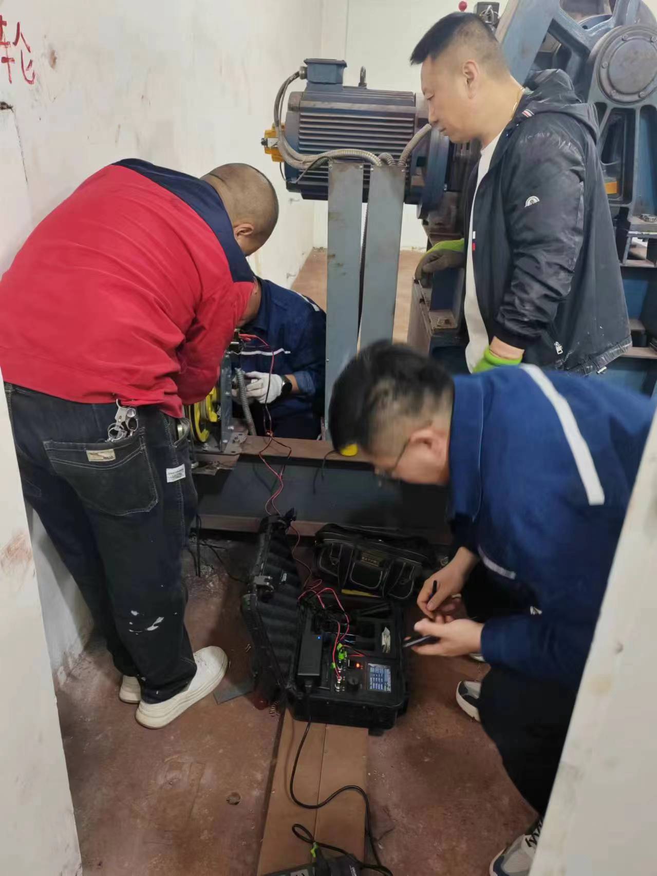 内蒙古特检院锡林郭勒分院扎实开展老旧电梯安全评估提升电梯安全运行质量