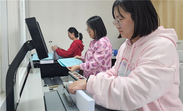 标题：质量守护路上的奋进者——
内蒙古特检院鄂尔多斯分院质量管理部的坚守与担当
浏览次数：55
发表时间：2025-05-13
