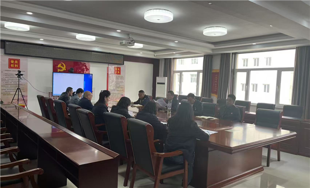 标题：自治区特检院乌兰察布分院扎实开展“民族政策宣传月”理论学习与交流座谈
浏览次数：55
发表时间：2025-05-19