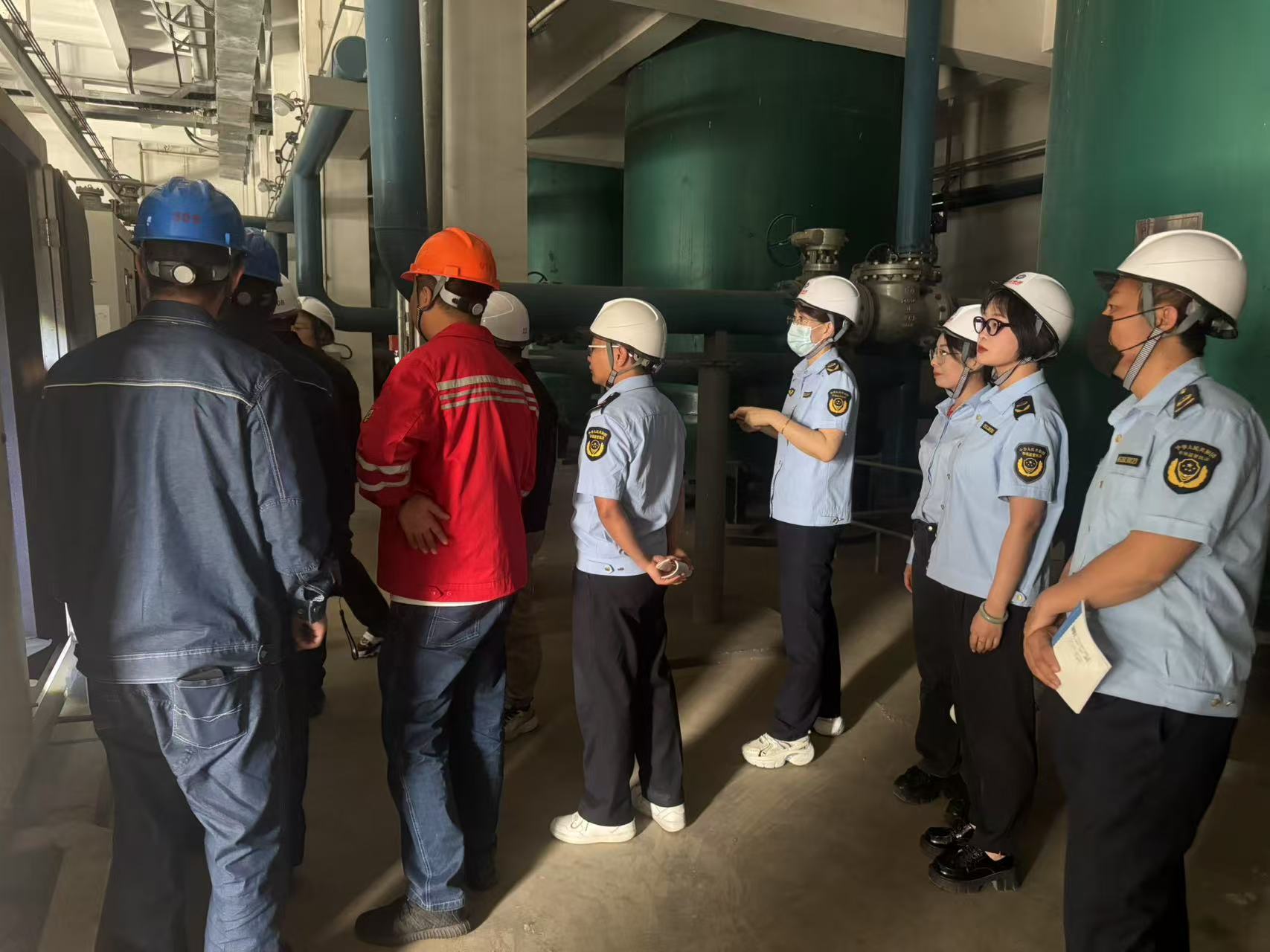 内蒙古特检院阿拉善分院配合阿左旗市场监管局开展特种设备安全检查