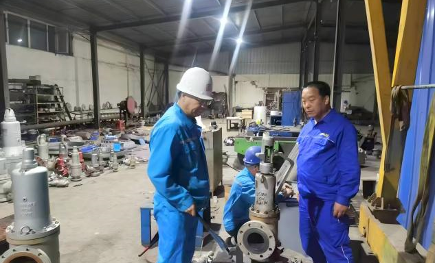 标题：坚守岗位，精准校验
浏览次数：38
发表时间：2025-07-15