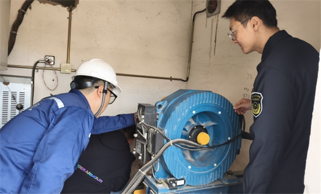 标题：自治区特检院包头分院“双节”前夕配合监管部门对电梯维保单位开展双随机检查 筑牢特种设备安全防线
浏览次数：80
发表时间：2025-10-23