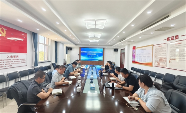 标题：精准对接产业瓶颈 产学研协同赋能绿氢安全发展  —— 能源装备安全保障智能检测技术实验室科研项目推进会落地见效
浏览次数：70
发表时间：2025-10-23