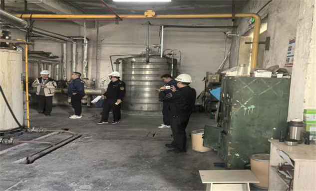 标题：内蒙古特检院满洲里分院赴江苏省昆山市开展锅炉及附属管道使用单位安全风险评估
浏览次数：18
发表时间：2025-11-06