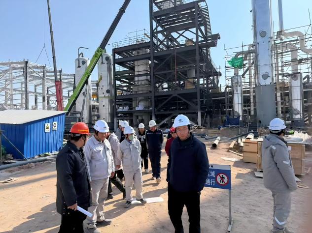 内蒙古特检院乌海分院对低碳产业园压力管道施工单位
冬季施工开展专项检查