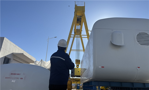 标题：鄂尔多斯分院应用无人机技术，推进起重机检验提质增效
浏览次数：10
发表时间：2025-11-20