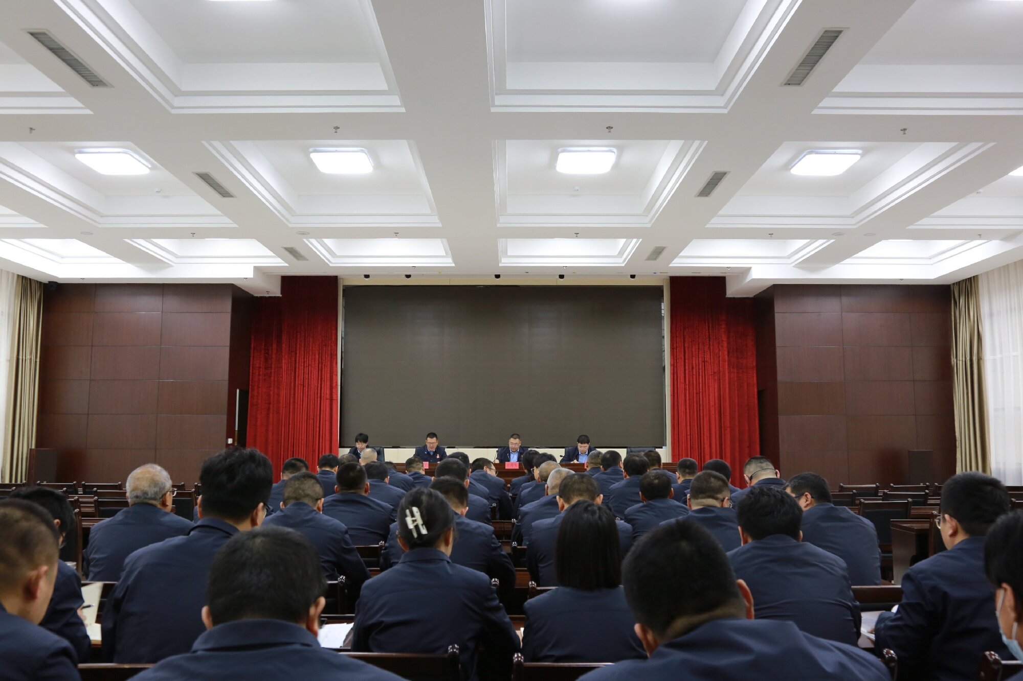 内蒙古特检院赤峰分院召开全体党员大会圆满完成党总支委员增补选举工作