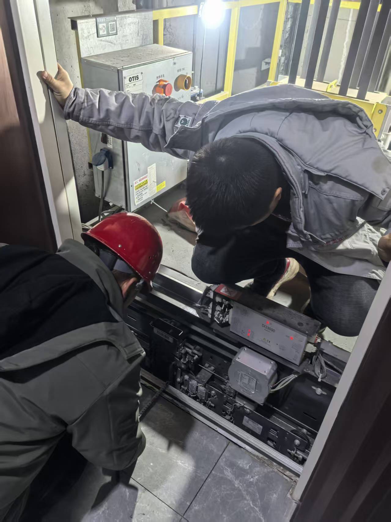 化解急难愁盼！内蒙古特检院赤峰分院完成停工多年楼盘电梯检验工作