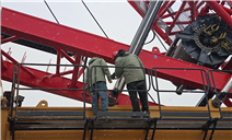 标题：两地特检协同发力 护航风电“国之重器”——蒙浙联合完成兴安盟大型履带起重机定期检验
浏览次数：360
发表时间：2026-03-17