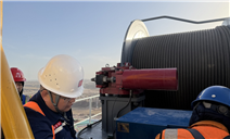 标题：内蒙古特检院鄂尔多斯分院“错风”施检 护航“沙戈荒”基地重点项目安全建设
浏览次数：460
发表时间：2026-04-07