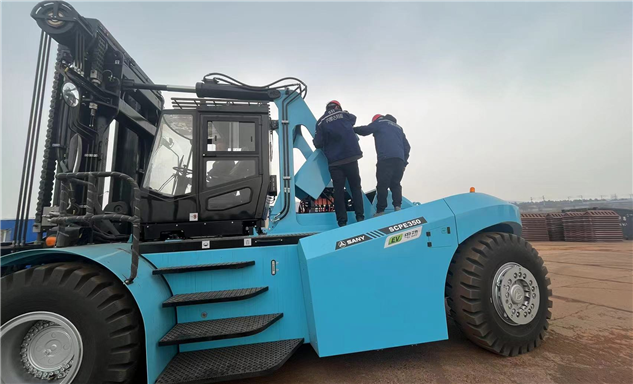 标题：35t稀缺大吨位叉车专项检验圆满完成 赤峰特检高效护航企业投产
浏览次数：17
发表时间：2026-04-09