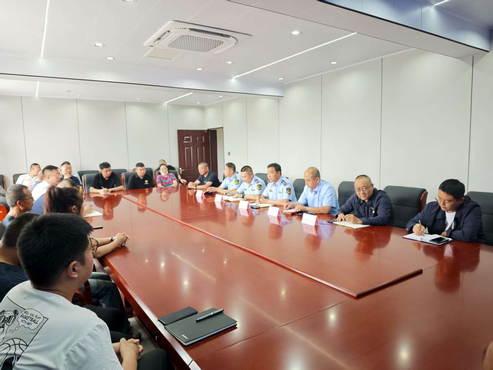 2025.07.07会议3.jpg